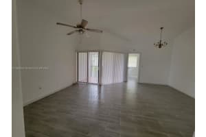 960 N Franklin Ave 960e Homestead, FL 33034 - MLS#A11869580