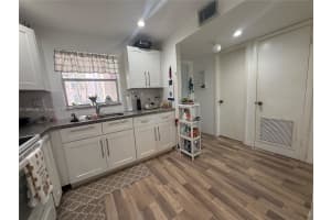 9581 Sunrise Lakes Blvd 101 Sunrise, FL 33322 - MLS#A11869596
