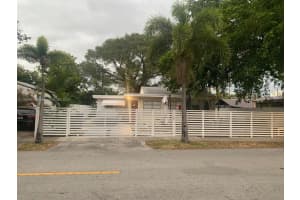 2111 Adams St 0, Hollywood, FL 33020 - MLS#A11869600