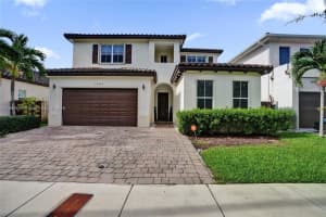 15104 SW 176th St, Miami, FL 33187 - MLS#A11869605