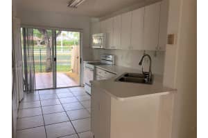 5795 Nw 109th Ave 4 Doral, FL 33178 - MLS#A11869617