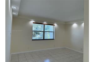 1300 Moffett St 308 Hallandale Beach, FL 33009 - MLS#A11869631