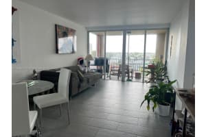 1750 NE 191st St 623-E, Miami, FL 33179 - MLS#A11869634