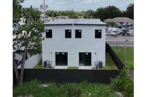 4313 NW 32nd Ave, Miami, FL 33142 - MLS#A11869638