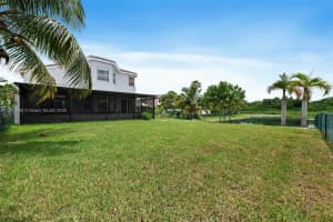 15376 Nw 14th Mnr Pembroke Pines, FL 33028 - MLS#A11869660