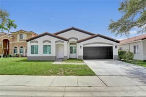 1636 Sw 108th Ter, Davie
