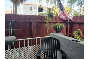 1735 W 60th St M109, Hialeah