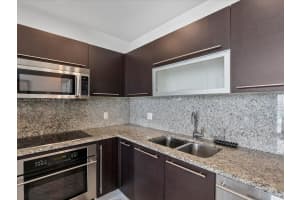 950 Brickell Bay Dr. 5206, Miami, FL 33131 - MLS#A11869741