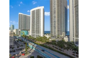, Hallandale Beach