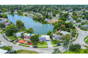 5936 N Farragut Dr Hollywood, FL 33021 - MLS#A11869787