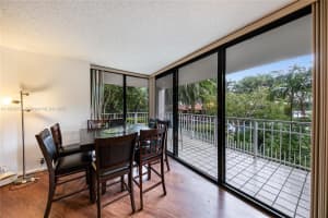 2000 Towerside Ter 412, Miami, FL 33138 - MLS#A11869794