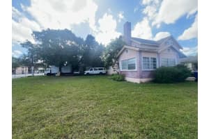 10 Nw 60th St, Miami