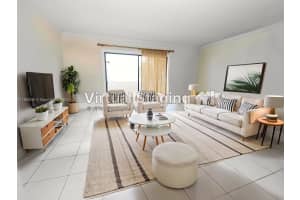 130 S Shore Dr 3C, Miami Beach, FL 33141 - MLS#A11869838