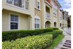 10885 Nw 89th Terr. 202 Doral, FL 33178 - MLS#A11869839