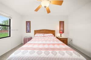 304 VILLAWAY 304, Sebring, FL 33876 Sold 10/01/25