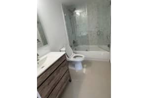 9500 W Bay Harbor Apt 2H, Bay Harbor Islands, FL 33154 - MLS#A11869907