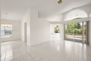 669 SW Lake Charles Cir, Port Saint Lucie, FL 34986 Sold 11/19/25