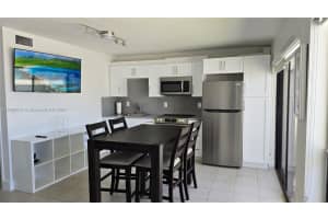 3215 N Ocean Dr 302, Hollywood, FL 33019 - MLS#A11869917