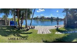 1350 S Fieldlark Ln, Homestead
