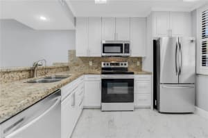1506 Whitehall Dr 101, Davie, FL 33324 Sold 10/14/25