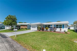9021 Nw 13th St, Plantation