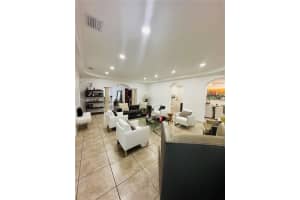 6040 SW 97th Ave, Miami, FL 33173 - MLS#A11869952