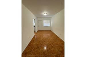 407 Nw 84th St 407, Miami