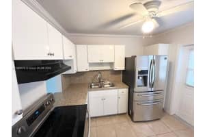2223 Park Ln 205 Hollywood, FL 33021 - MLS#A11869976