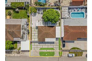 5129 E 8th Ct, Hialeah, FL 33013 - MLS#A11870027