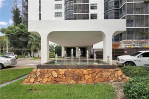 20100 W Country Club Dr 809 Aventura, FL 33180 - MLS#A11870037