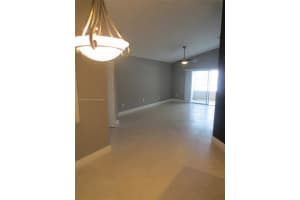 2850 N Oakland Forest Dr 313, Oakland Park, FL 33309 - MLS#A11870040