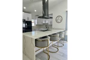 4714 Nw 1st Dr, Deerfield Beach