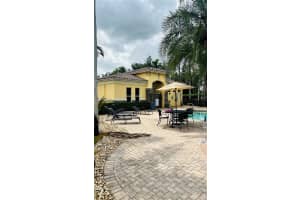5217 SW 78th Ter, Davie, FL 33328 - MLS#A11870083