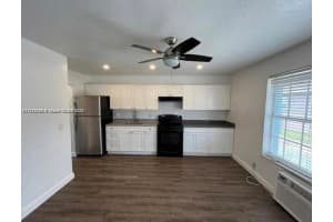725 Nw 4th Ave 3 Fort Lauderdale, FL 33311 - MLS#A11870086