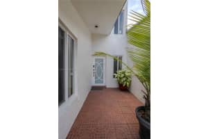 2435 SW 11th St 9-B, Miami, FL 33135 - MLS#A11870120