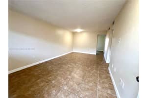 MLS# A11870123, Hialeah, Florida 33012