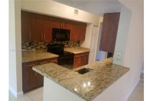 11600 SW 2nd St 18101, Pembroke Pines, FL 33025 - MLS#A11870128