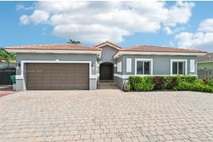 15333 SW 184th St, Miami, FL 33187 - MLS#A11870146