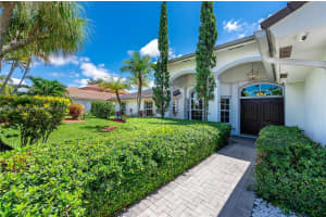 721 NW 193rd Ave, Pembroke Pines, FL 33029 - MLS#A11870182