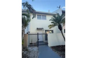 565 NE 12th Ave 565, Homestead, FL 33030 - MLS#A11870202