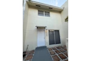 565 NE 12th Ave 565, Homestead, FL 33030 - MLS#A11870202