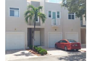 1115 N 17th 2, Hollywood, FL 33020 - MLS#A11870226