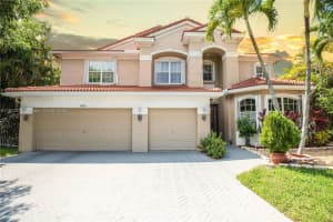 5280 NW 95th Ave, Coral Springs, FL 33076 - MLS#A11870239