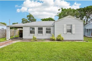 837 Ridgewood Dr, West Palm Beach, FL 33405 - MLS#A11870241