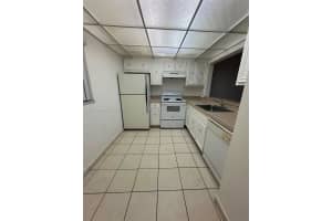 17911 Nw 68th Ave N206, Hialeah