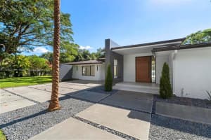 7530 Sw 134th St, Pinecrest