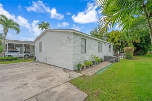 19800 SW 180 ave, Miami, FL 33187 - MLS#A11870293