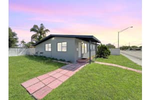 2861 Davie Blvd Fort Lauderdale, FL 33312 - MLS#A11870334
