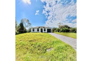 513 Fifth Ave, Lehigh Acres, FL 33972 - MLS#A11870339