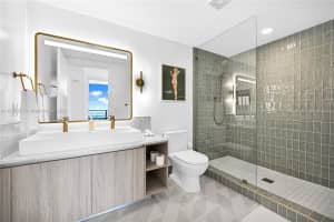 159 NE 6th St 4015, Miami, FL 33132 - MLS#A11870353